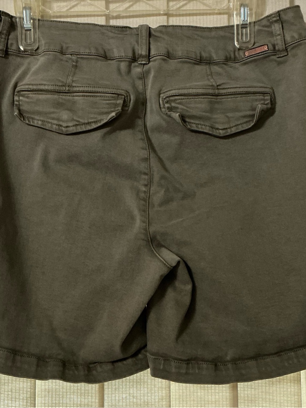 Y2K BKE Buckle Olive Green Cargo Shorts Utility Size 31 - Picture 8 of 9